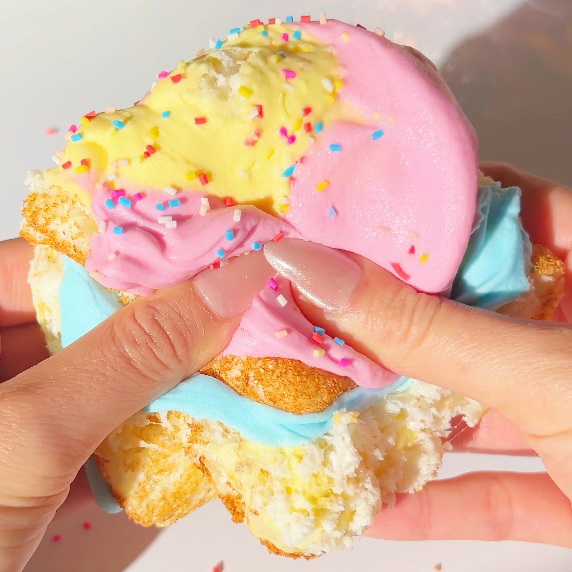 Rainbow Toast Blue Pink Yellow DIY Super Snow Fizz Snow Butter Slime Slime Fantasies Shop Squeeze